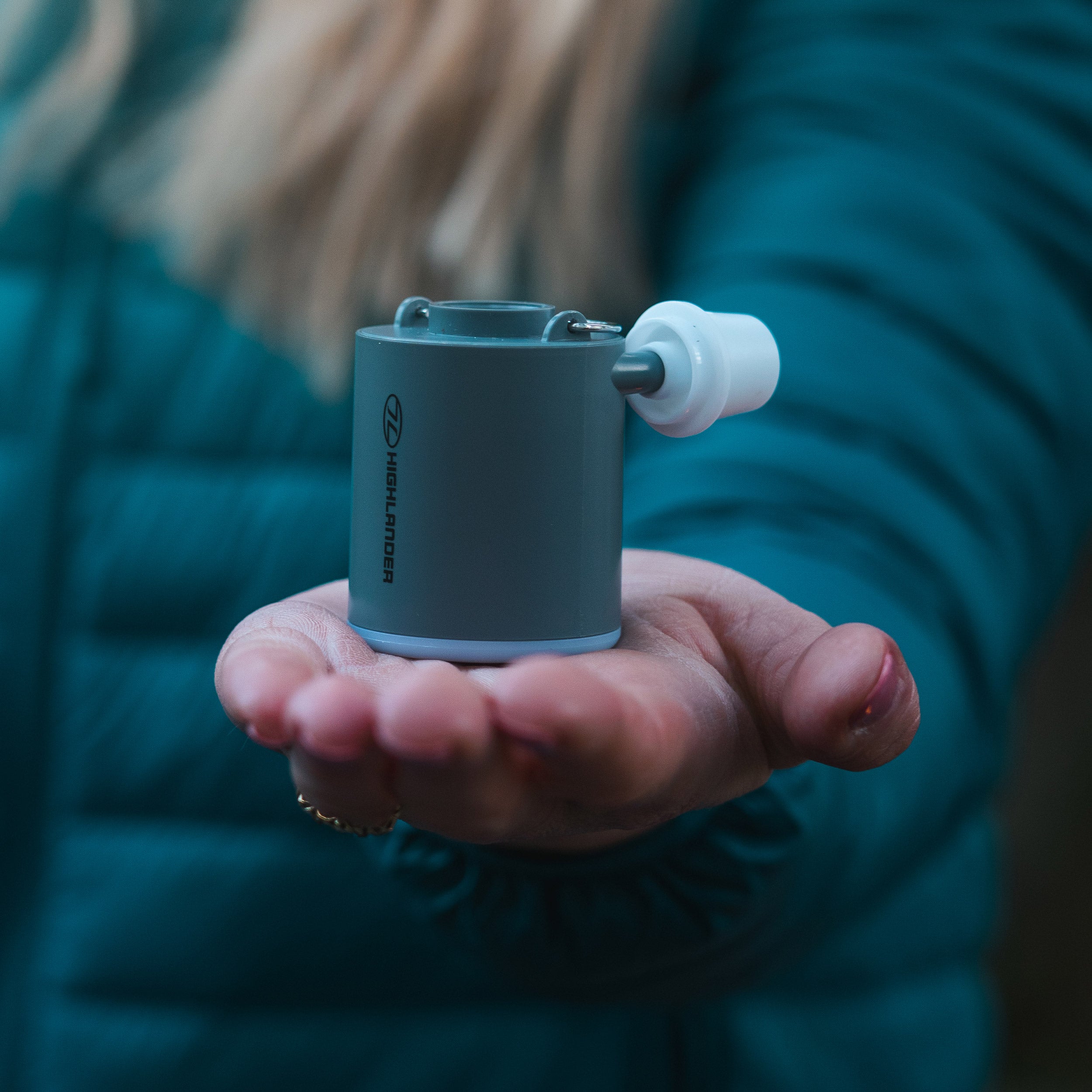 Wee Banshee micro lightweight air pump with light | Highlander Outdoor